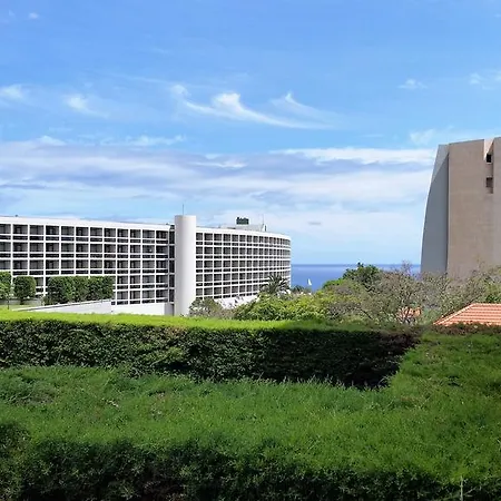 Ilheus 1 Funchal (Madeira)